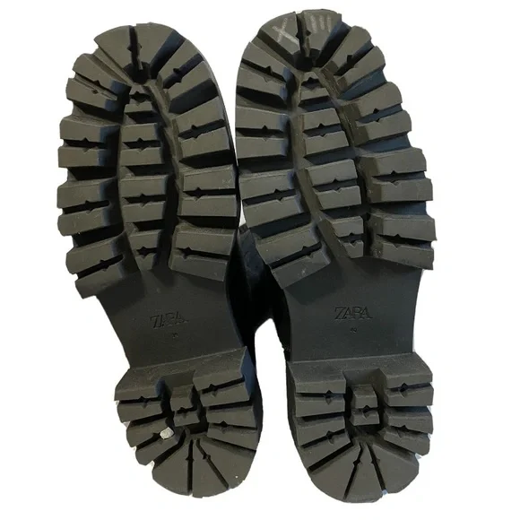 ZARA Lug Sole Chelsea Sock Boot In Black - Picture 4 of 8